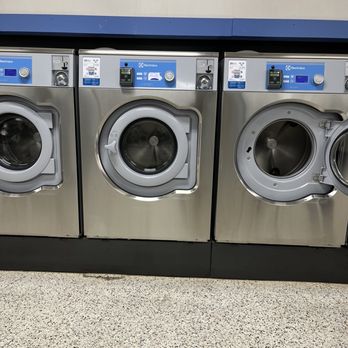 Oakley Coin Laundry - Washers - Laundromat Near Me - Asheville, North Carolina Oakley Coin Laundry - Washers - Laundromat Near Me - Asheville, North Carolina