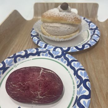 Dotori Bakery & Cafe - Mochi, flavored pastry and yam filled pastry - Bakeries Near Me - Suwanee, Georgia