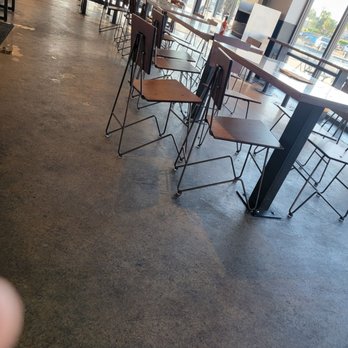Chipotle Mexican Grill - Mexican Near Me - Harlingen, Texas