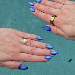 V360 Nail Lounge - Dipping ombre