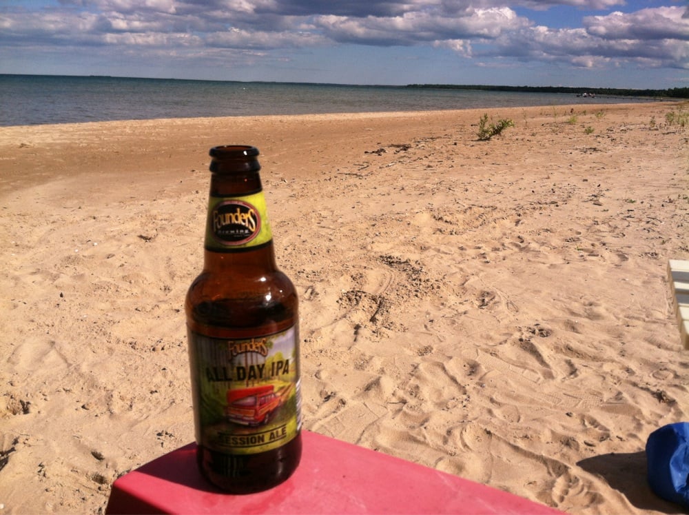 Jimmie Garant's Party Store Logo