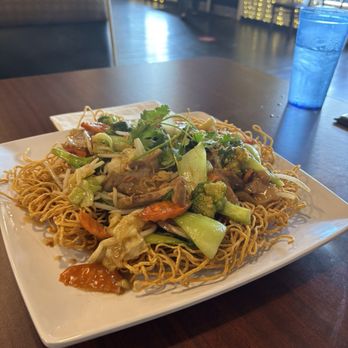 Viet Kitchen - N3. Crispy Stir-Fried Egg Noodle - Vietnamese Near Me - Lakewood, Washington Viet Kitchen - N3. Crispy Stir-Fried Egg Noodle - Vietnamese Near Me - Lakewood, Washington