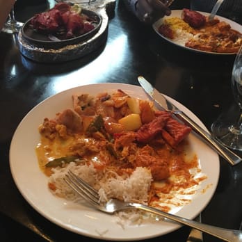 India House - So freaking good! I'd come here again and again. Best Indian buffet I've ever had and the naan is fresh! :) - Indian Near Me - Chicago, Illinois India House - So freaking good! I'd come here again and again. Best Indian buffet I've ever had and the naan is fresh! :) - Indian Near Me - Chicago, Illinois