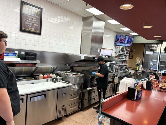 Great Links Brewhouse & Grill by null