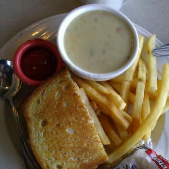 Anthony's Fish Grotto - Combo chowder and tuna sandwich - Seafood Near Me - La Mesa, California