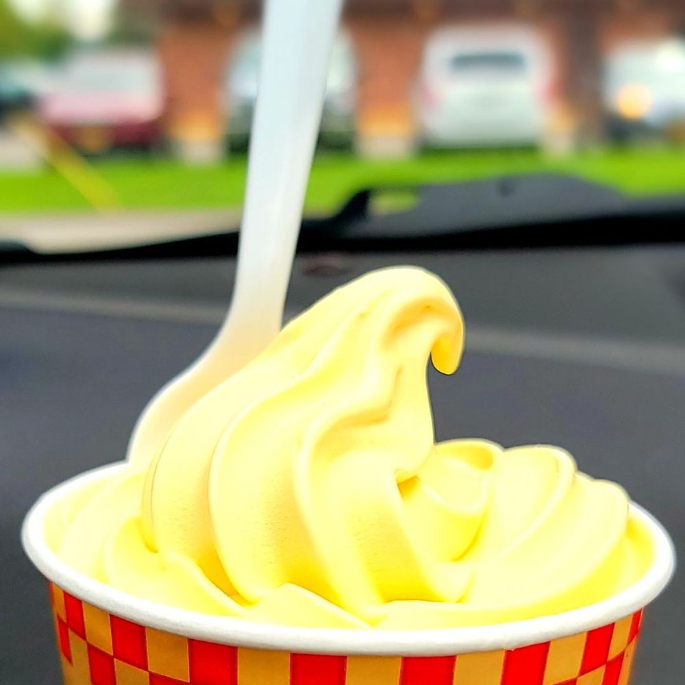Anderson's Frozen Custard - Andersons Banana - Ice Cream & Frozen Yogurt Near Me - Williamsville, New York