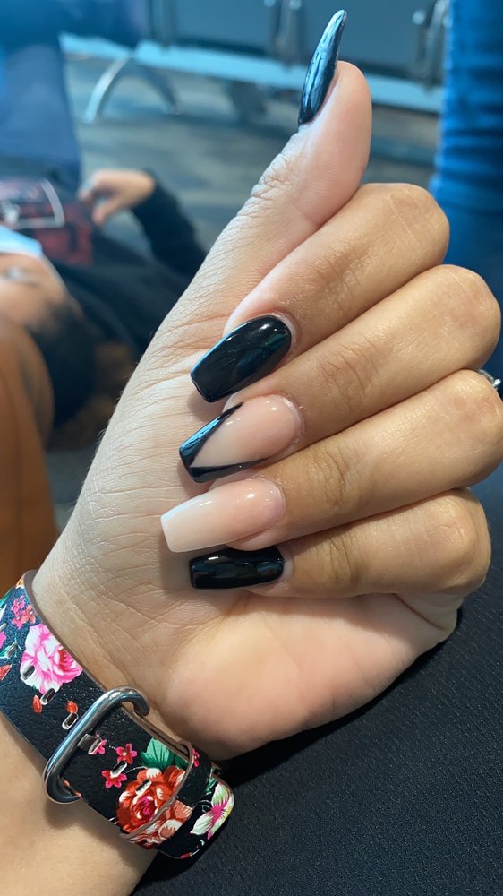 TOP COAT NAIL STUDIO Updated September 2024 44 Photos 200 S Sugar Rd, Edinburg, Texas