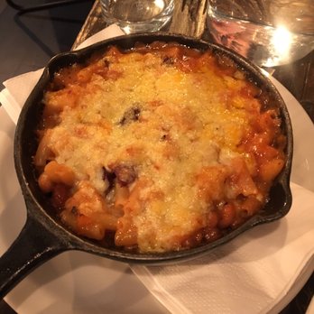 Cattle & Co. - Mac & Cheese w/ beans - Barbeque Near Me - London, XGL Cattle & Co. - Mac & Cheese w/ beans - Barbeque Near Me - London, XGL