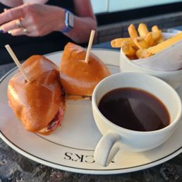 The prime rib dip