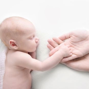 Karolina Russell Photography - studio newborn photoshoot Edinburgh - Session Photography Near Me Karolina Russell Photography - studio newborn photoshoot Edinburgh - Session Photography Near Me