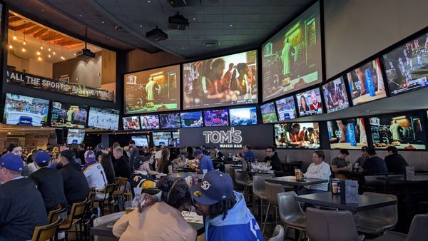 Tom's Watch Bar - Los Angeles by null