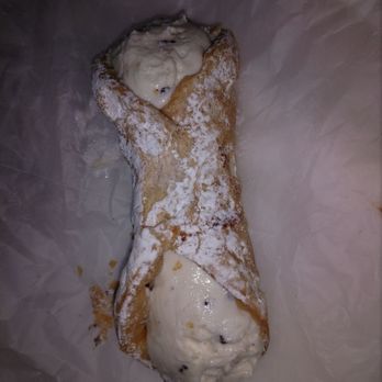Carlo's Bakery - Large cannoli - Bakeries Near Me - Hoboken, New Jersey
