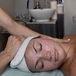 Beautiful Skin by Angela - Message is the best part of any facial 