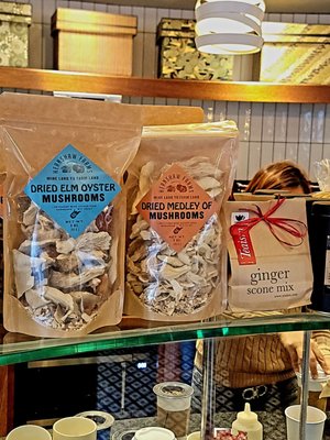 Teaism Lafayette Park by null