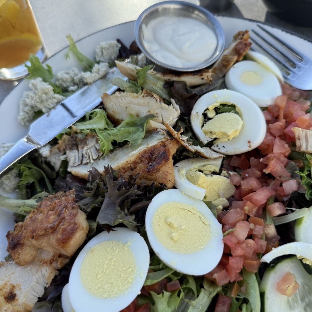 Cobb salad with grilled chicken Cobb salad with grilled chicken