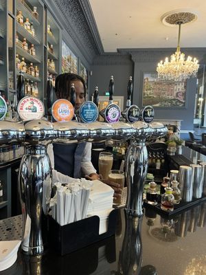 No. 27 Bar & Lounge by null