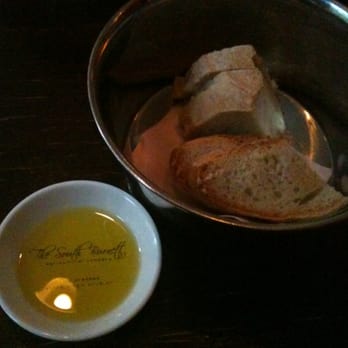 Beccofino - Bread and olive oil - Italian Near Me - Newstead, QLD Beccofino - Bread and olive oil - Italian Near Me - Newstead, QLD