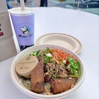 Bun Mee - bun bowl with tofu from Bun Mee and passionfruit tea from Mama Go's - Vietnamese Near Me - South San Francisco, California Bun Mee - bun bowl with tofu from Bun Mee and passionfruit tea from Mama Go's - Vietnamese Near Me - South San Francisco, California