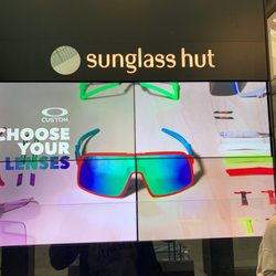 Sunglass Hut