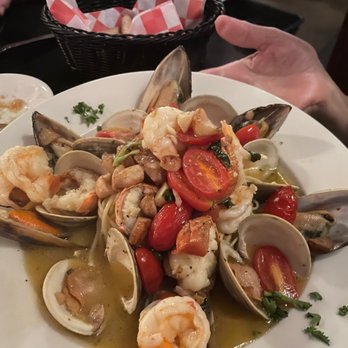 The Ridge - Seafood- shrimp clams and mussels - Italian Near Me - Hawley, Pennsylvania