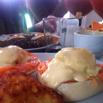 Carmencita - Eggs Benedict with hash browns and a spicy Bloody Mary! - Modern European Near Me - Madrid, M Carmencita - Eggs Benedict with hash browns and a spicy Bloody Mary! - Modern European Near Me - Madrid, M
