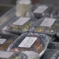 La Cuisine Personal Chef Service - Scratch-made entrées and sides for easier weeknights. Choose your meals from a new menu each week.