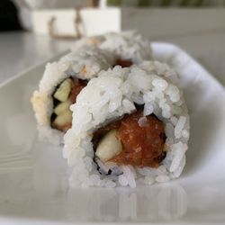 Poki & Maki - Spicy Tuna Roll