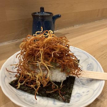 Sushi Kaen - Albacore with truffle and shoestring potato - Japanese Near Me - Northridge, California Sushi Kaen - Albacore with truffle and shoestring potato - Japanese Near Me - Northridge, California