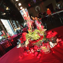 Amy's Florist - Beautiful Tablescape by Amy's Florist