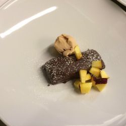 Osteria di Giogo - Cioccolato e pesche
