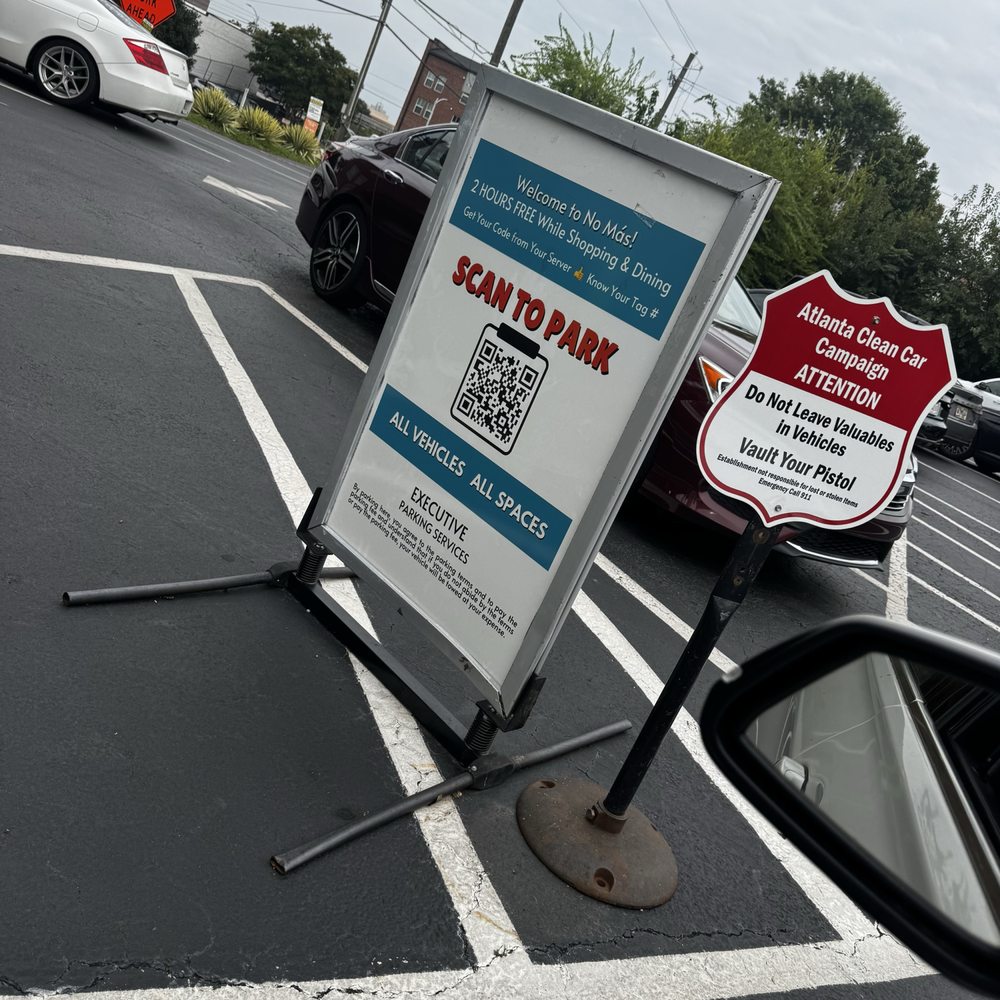 Social spots from No Mas! Cantina