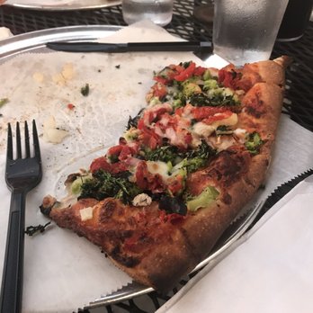 Pizza 51 - Broccoli spinach Roma tomatoes - Pizza Near Me - Kansas City, Missouri Pizza 51 - Broccoli spinach Roma tomatoes - Pizza Near Me - Kansas City, Missouri