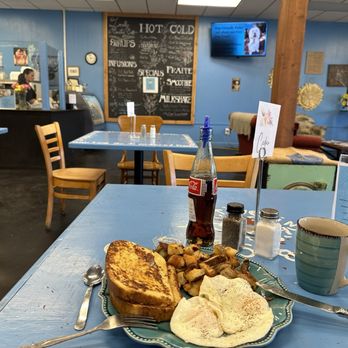 Blue Ox Cafe - Paul Bunyan Slam - Coffee & Tea Near Me - Westwood, California Blue Ox Cafe - Paul Bunyan Slam - Coffee & Tea Near Me - Westwood, California