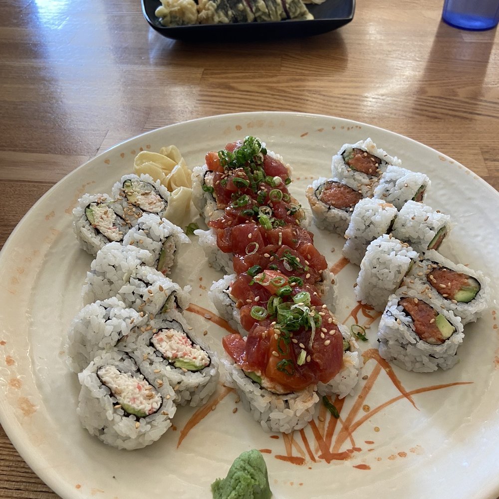 Full Moon Sushi - Hawaiian roll - Japanese Near Me - San Clemente, California Full Moon Sushi - Hawaiian roll - Japanese Near Me - San Clemente, California