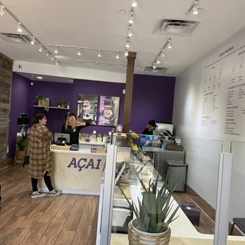 Oak Berry - The atmosphere - Acai Bowls Near Me - Gilbert, Arizona Oak Berry - The atmosphere - Acai Bowls Near Me - Gilbert, Arizona