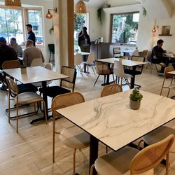El Bistro By The Sea - Calm easy morning
