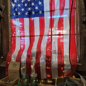 Arlington Pickers - Americana decor. - Antiques Near Me - Arlington, Washington