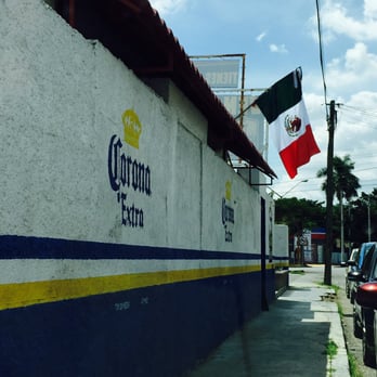 El Pocito - Dive Bars Near Me - Mérida, YUC El Pocito - Dive Bars Near Me - Mérida, YUC