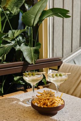 Terrasse Nelligan by null