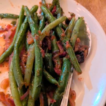 Tréla - Green beans with roast tomatoes - Greek Near Me - Portland, Oregon Tréla - Green beans with roast tomatoes - Greek Near Me - Portland, Oregon
