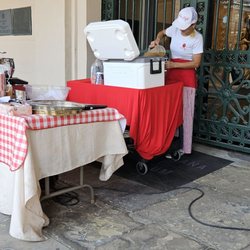 Calas Cafe
