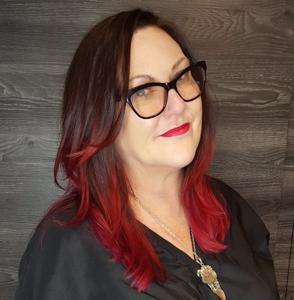 M Beauty Atelier Logo