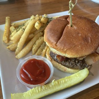 Cincinnati Lager House - All Shook Up Burger - New American Near Me - Cincinnati, Ohio Cincinnati Lager House - All Shook Up Burger - New American Near Me - Cincinnati, Ohio