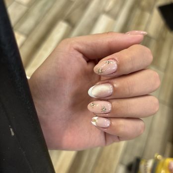 J2 Nails & Beauty - Eyelash Service Near Me - Orange, California J2 Nails & Beauty - Eyelash Service Near Me - Orange, California