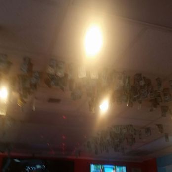 Uncle Ike's Sandbar & Grill - American Near Me - Corolla, North Carolina