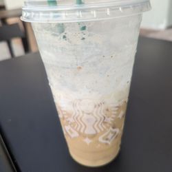 Starbucks - Vt Iced chestnut praline latte