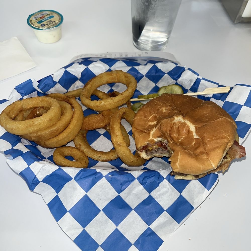 Great burgers! Great burgers!