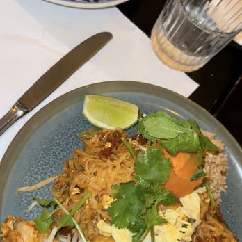 Thai Thai - Shrimp pad Thai - Thai Near Me - Paris, 75 Thai Thai - Shrimp pad Thai - Thai Near Me - Paris, 75