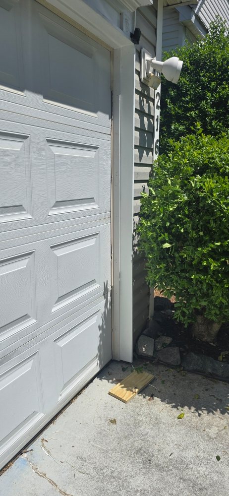 Slide of Sharps Maintenance Service