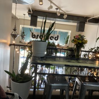 Brewed Cafe & Pub - Upstairs dining area - Coffee & Tea Near Me - Vancouver, Washington